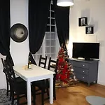 Au Petit Bajocasse - 3 Etoiles شقة