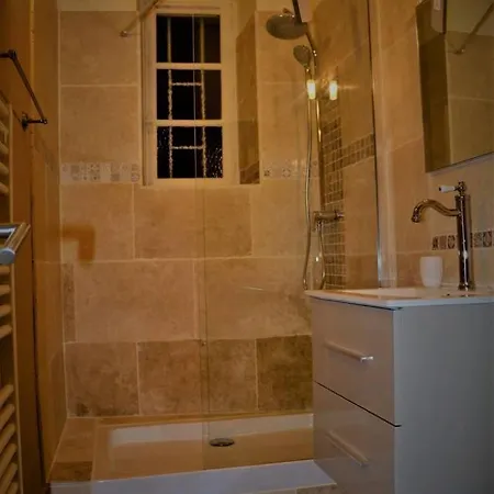 Au Petit Bajocasse - 3 Etoiles Lejlighed