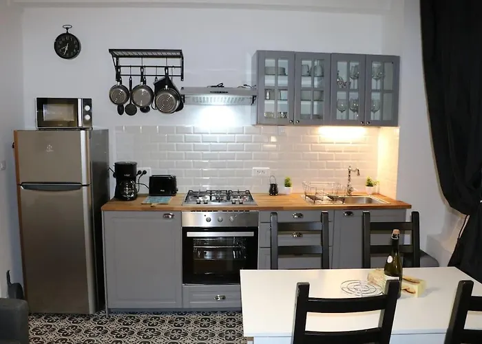 Au Petit Bajocasse - 3 Etoiles 公寓