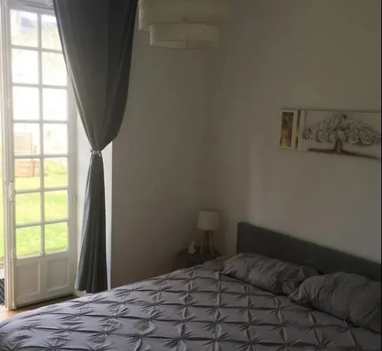 Au Petit Bajocasse - 3 Etoiles 贝叶