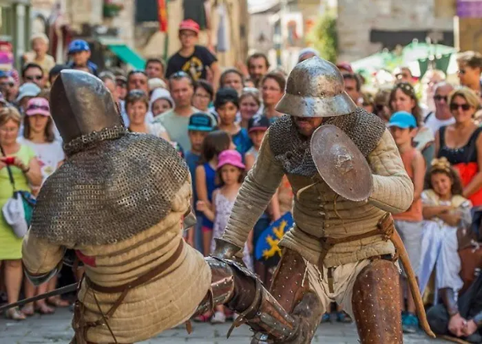 Au Petit Bajocasse - 3 Etoiles 公寓 贝叶